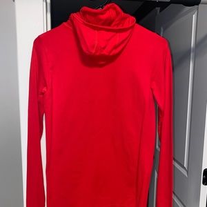 Athleta size Medium pullover w hood